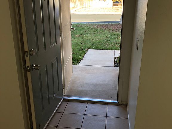 3rd image of 14147 Gale Dr
