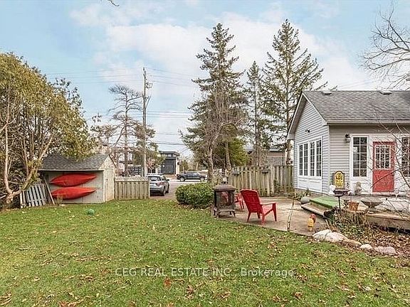 2nd image of 313 Bronte Rd