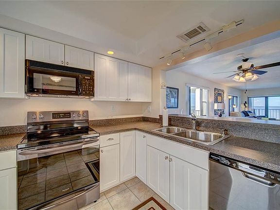4th image of 9400 S Ocean Dr APT 401B