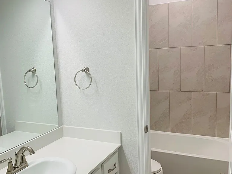 7804 Cottonwood Dr — Photo 20