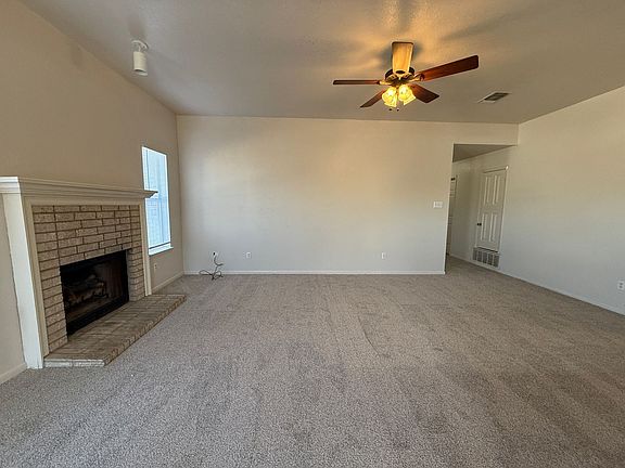 4th image of 4801 Lindsey Dr