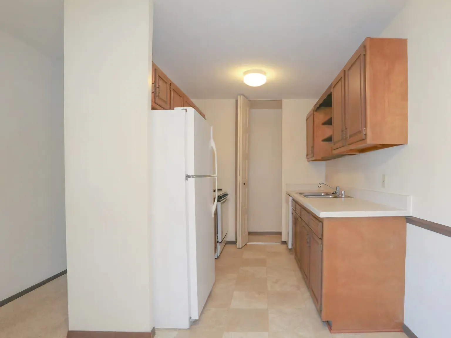 W Mangold Ave, Greenfield — Photo 3