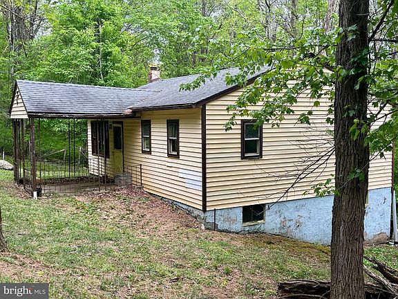 4th image of 536 Circle Dr