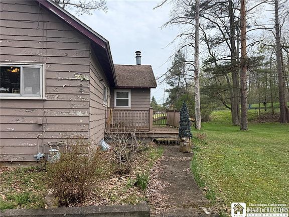 5th image of 3261 Riverside Dr