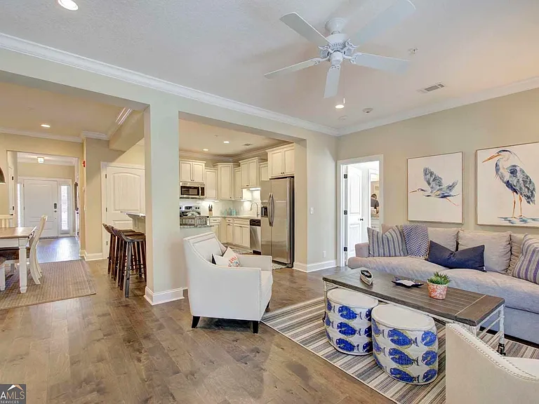 205 Mariners Cir — Photo 13