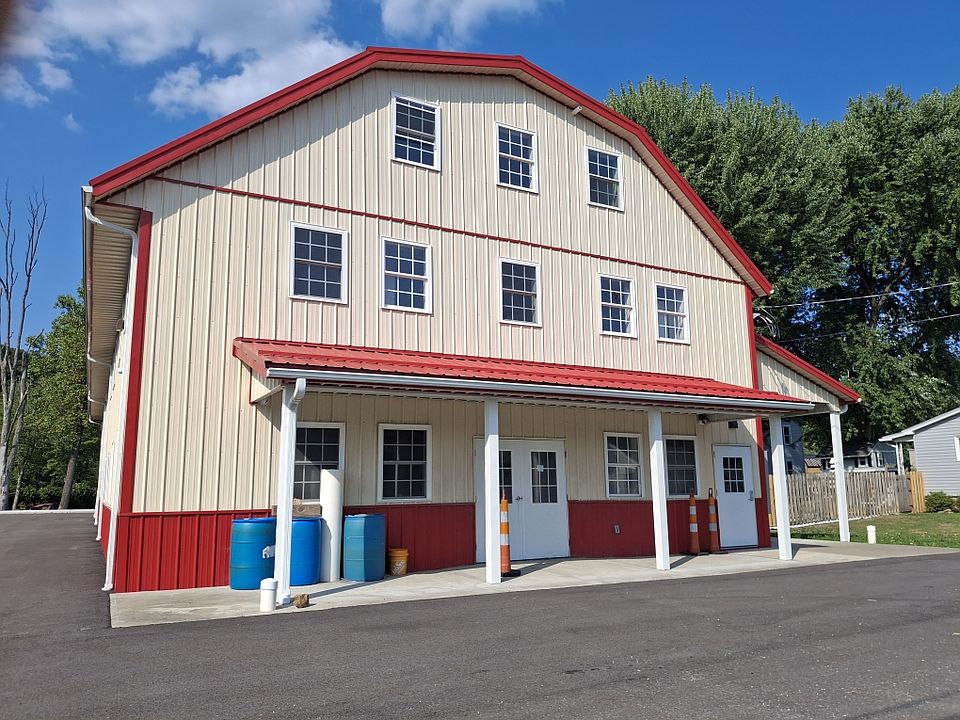 Front of the building where apartment is on 2nd floor