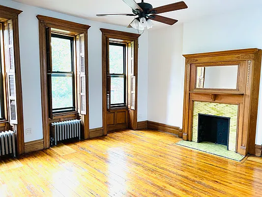 Rented by Esra Realty | media 8