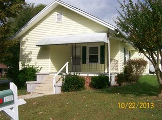 157 Linwood Dr, Mount Airy, NC 27030