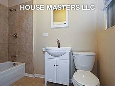 2nd image of 5146 S Indiana Ave APT 2