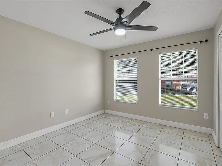 810 Valnera Ct — Photo 18