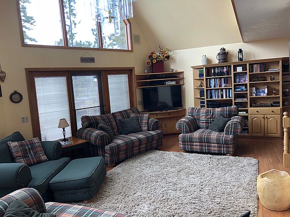 Family Room - Built-ins