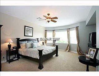 5th image of 908 Estrella Vista St