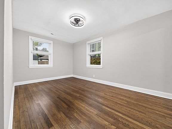 5th image of 2209 Lindell Ave