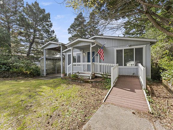 2nd image of 1600 Rhododendron Dr Space 309