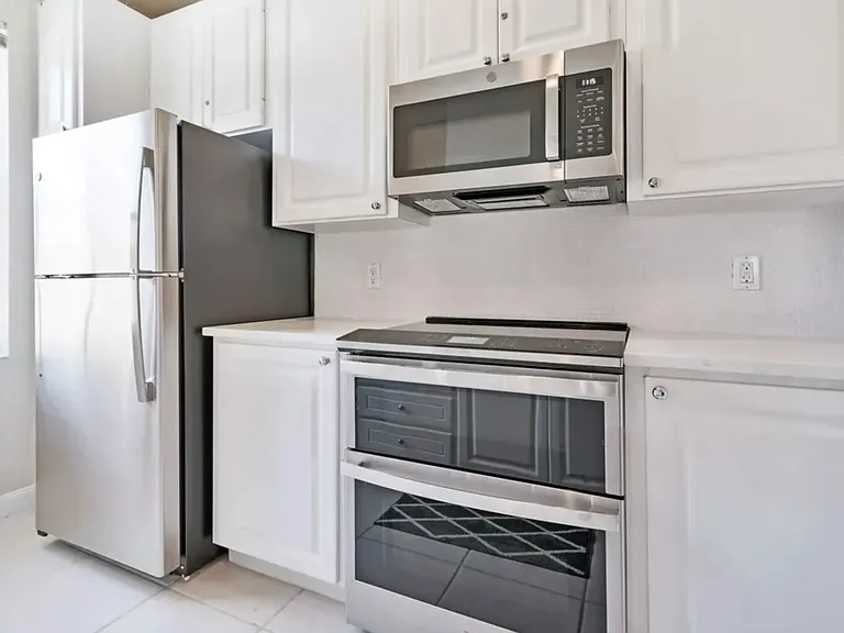 249 Milano Ln S — Photo 4