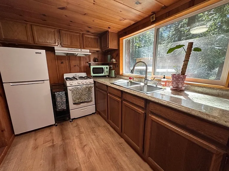 155 McGaffigan Mill Rd — Photo 2