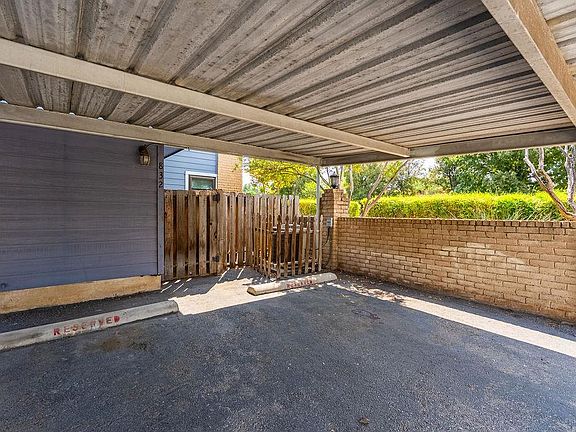2nd image of 832 Banister Ln #832