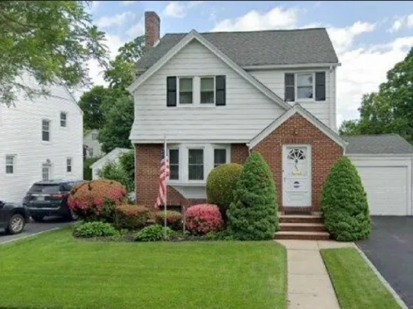 160 Whittle Ave, Bloomfield Twp., NJ 07003