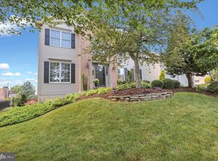 2920 Linda Ln, Sinking Spring, PA 19608