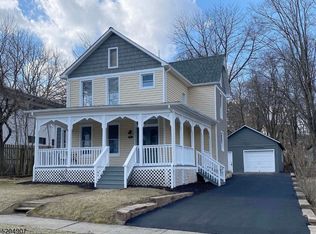 9 Brighton Ave, Andover, NJ 07821