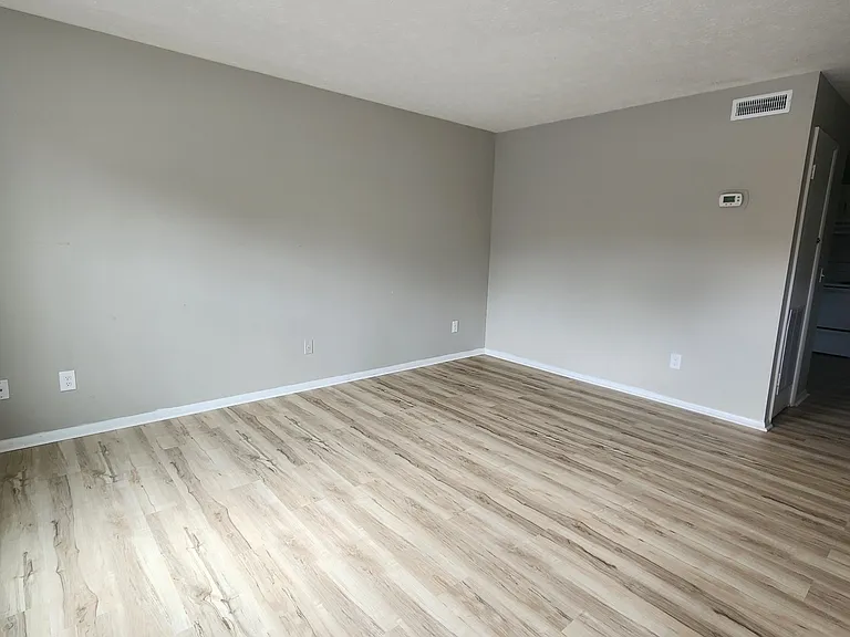 1321 Autumn Ave #1 — Photo 1