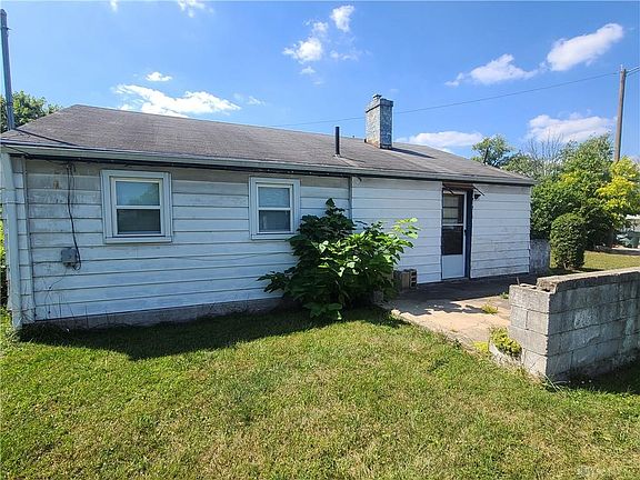 5th image of 17 Trotter Ct