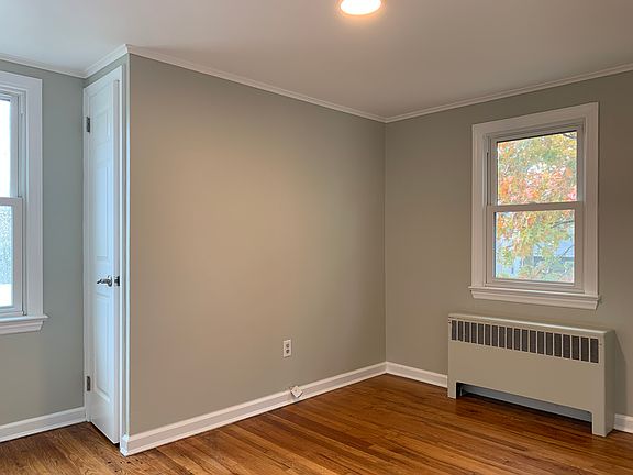 5th image of 603 Boulton Ave #1