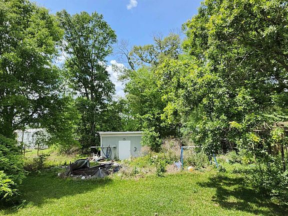 2nd image of 31557 Linder Rd