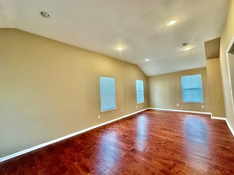 7410 Frostview Ln — Photo 22
