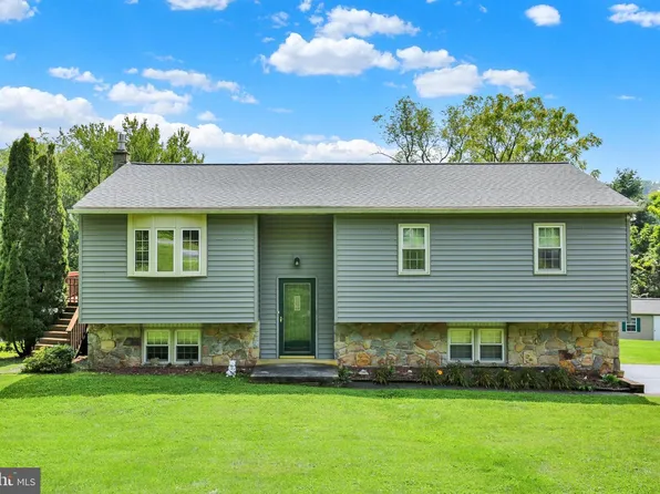 23 Pleva Dr, Fleetwood, PA 19522