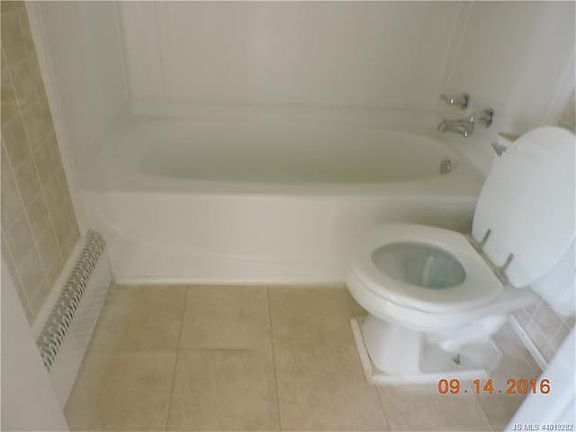5th image of 4 Etowah Trl