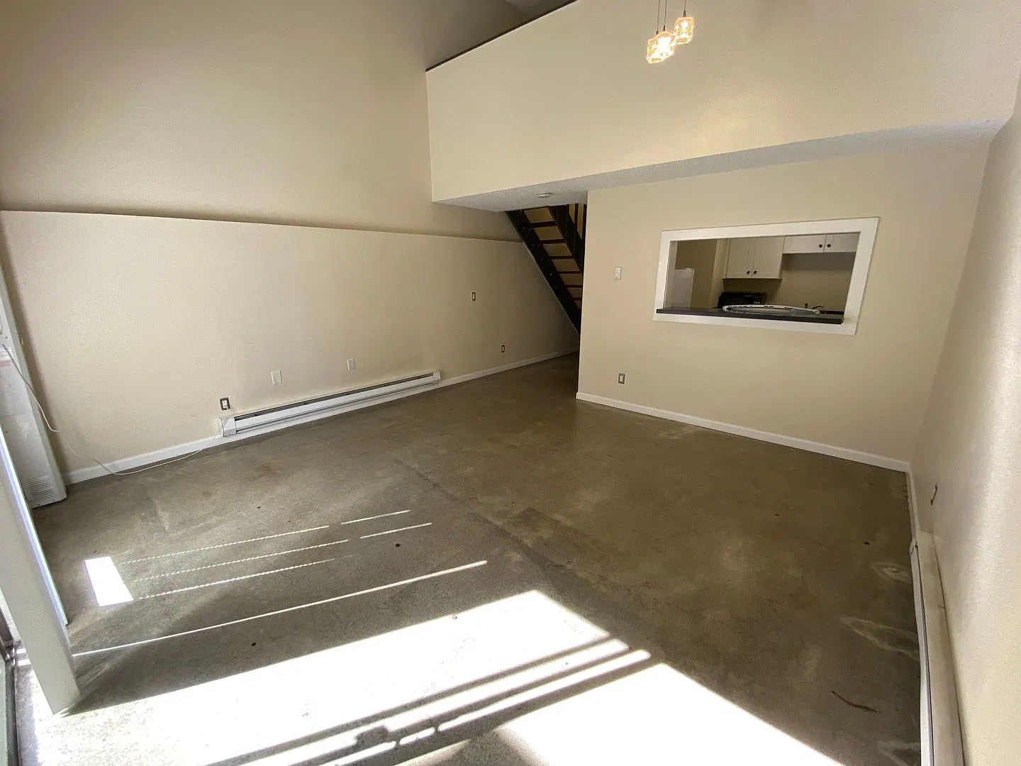 Hoven Apartments — Photo 1