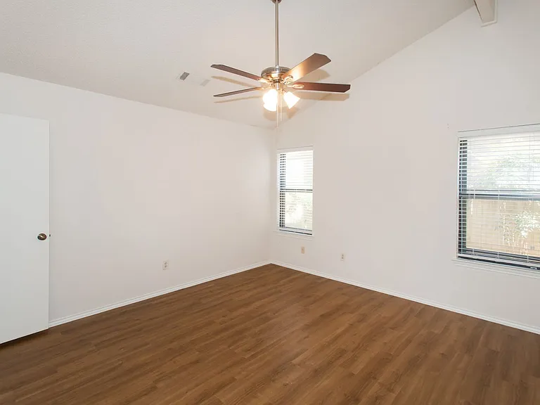 5811 Cannon Mountain Dr — Photo 18