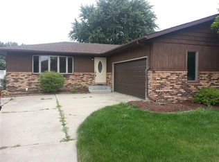 3743 Alti Ct, Highland, IN 46322