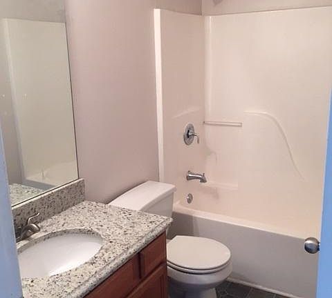 2nd bathroom