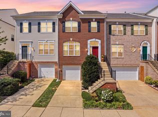 7348 Bloomington Ct, Springfield, VA 22150