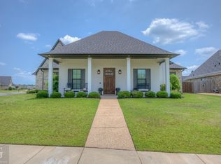 622 Dumaine Dr, Bossier City, LA 71111