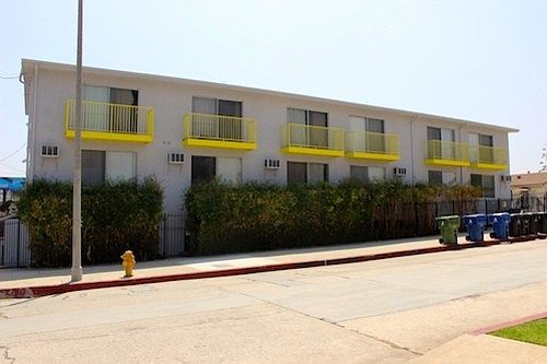 2nd image of 2729 Fletcher Dr