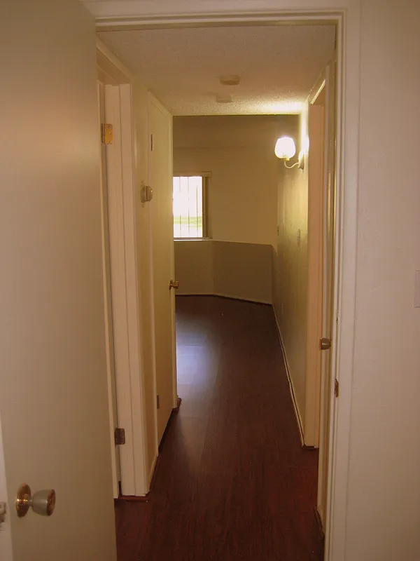 PM16-007 / 810 S. Kolb Rd. #19 - 1 — Photo 3