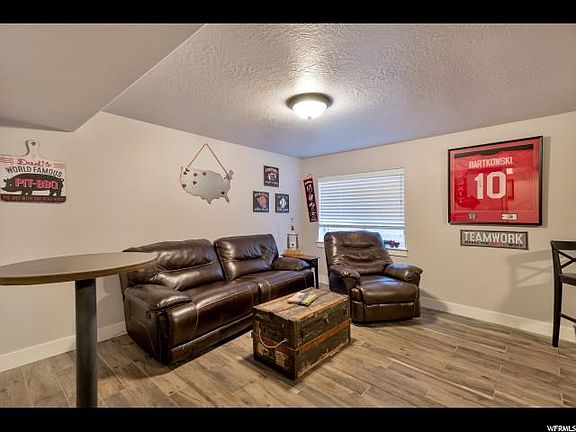 5th image of 11818 S. Cedar Valley Dr