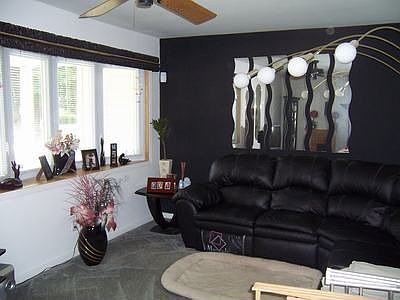 2nd image of 183 Crestwood Blvd