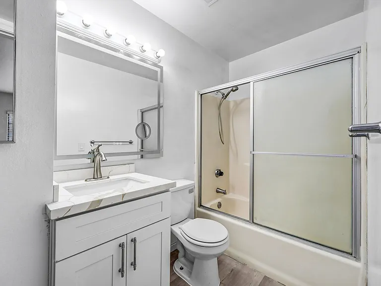 6236 Rosemead Blvd #D — Photo 17