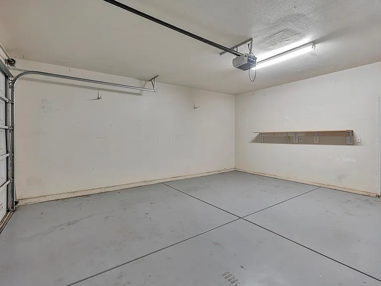 1061 Vermont Ave — Photo 34