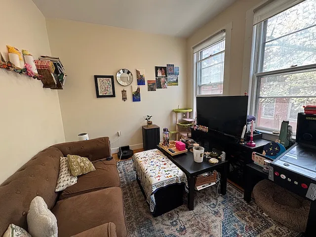 32 Grove St #6 — Photo 4