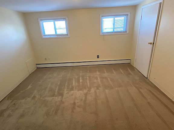 5th image of 146 Laurel Ave Floor 2