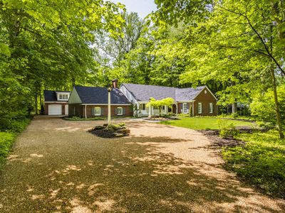 535 W 93rd St, Indianapolis, IN, 46260