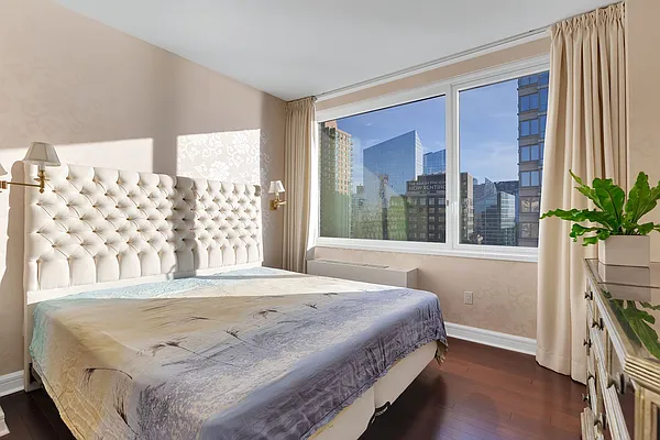 Sold by Compass | media 27