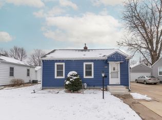 1176 Liberty Ave, Waterloo, IA 50702