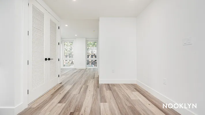 Rented by Nooklyn NYC LLC | media 24