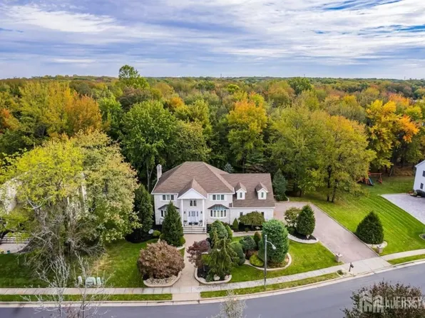 3 Anthony Ave, Edison, NJ 08820